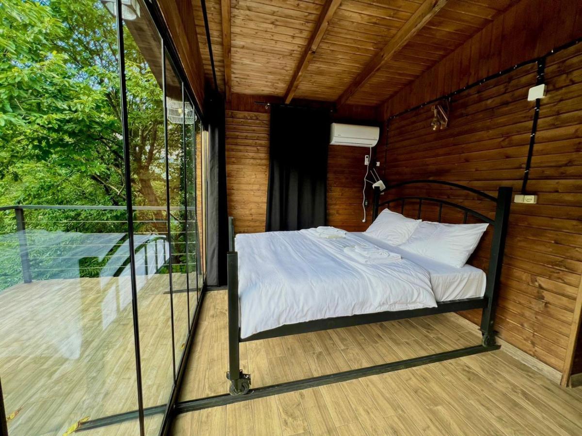 Hotel Woodpecker Georgia Batumi Zewnętrze zdjęcie