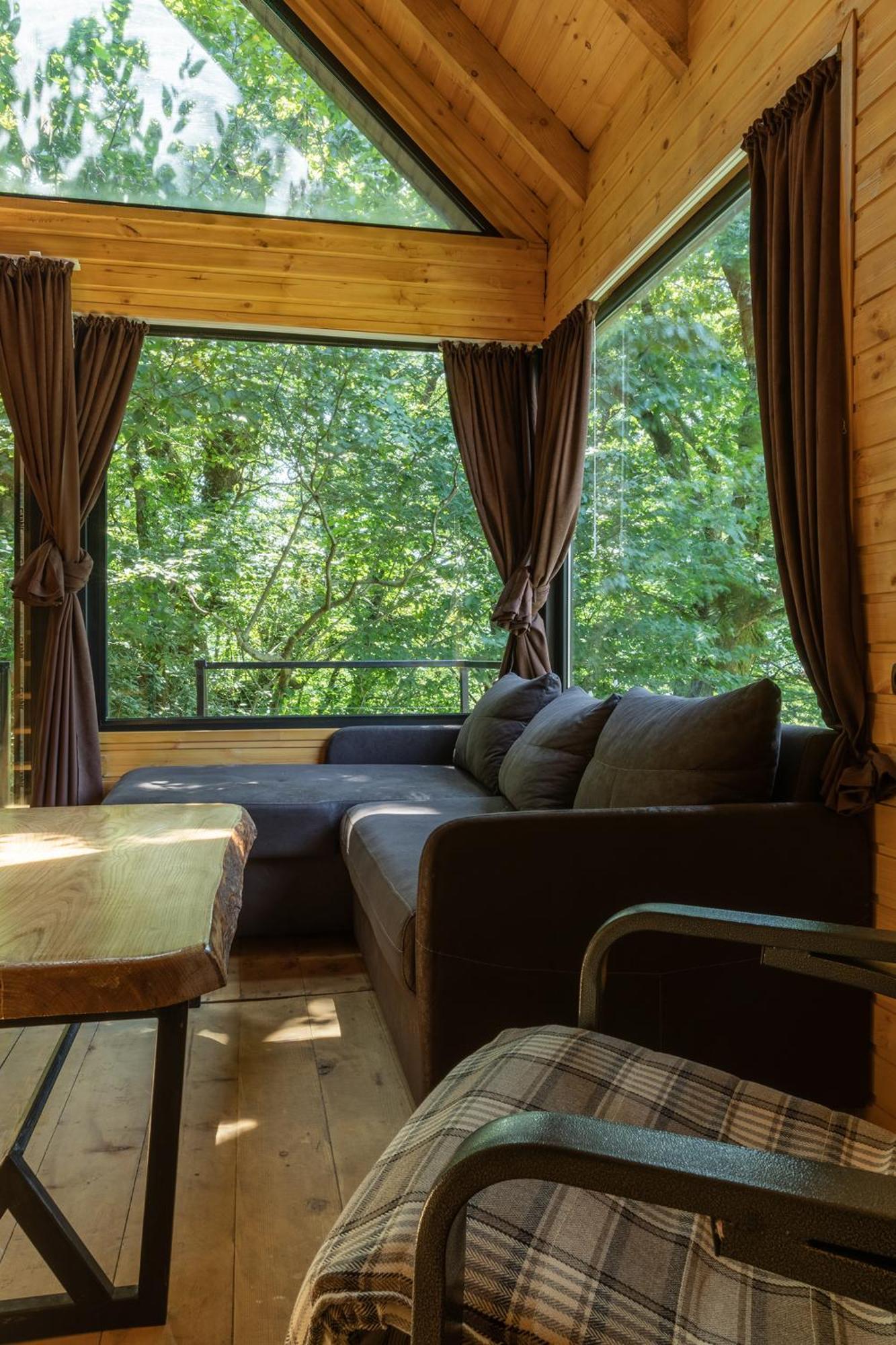 Hotel Woodpecker Georgia Batumi Zewnętrze zdjęcie