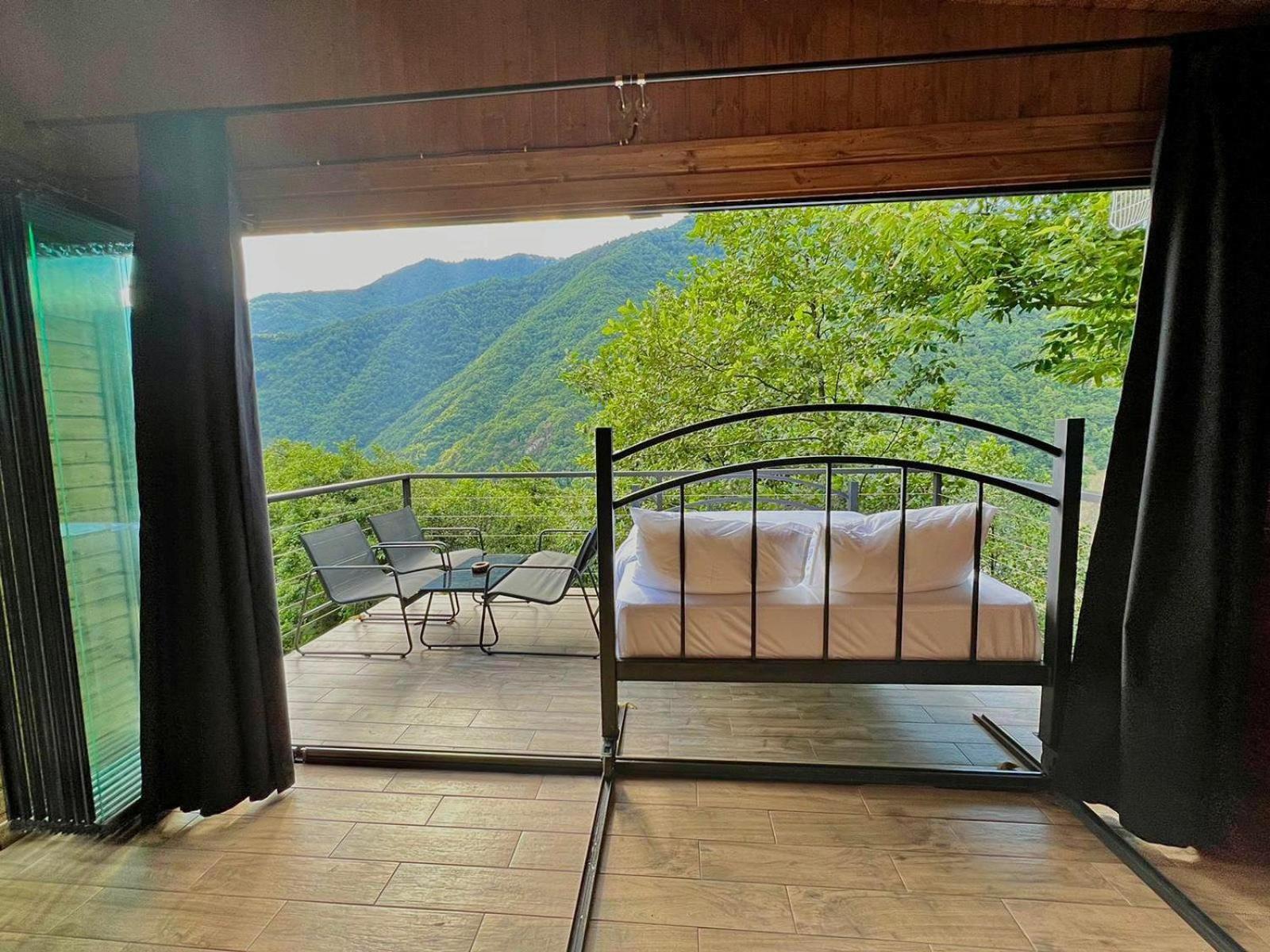 Hotel Woodpecker Georgia Batumi Zewnętrze zdjęcie