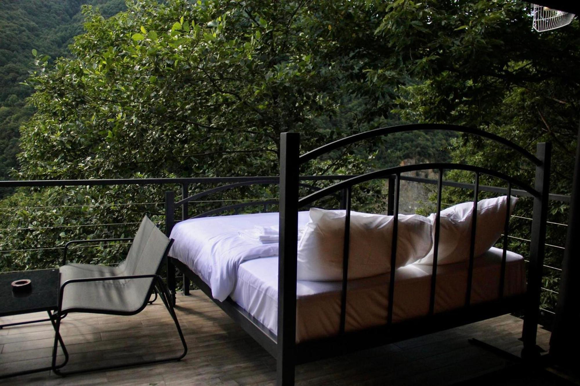 Hotel Woodpecker Georgia Batumi Zewnętrze zdjęcie