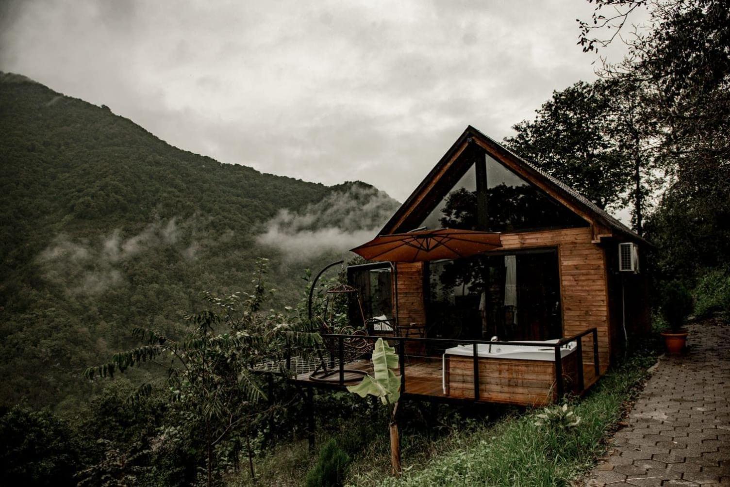 Hotel Woodpecker Georgia Batumi Zewnętrze zdjęcie