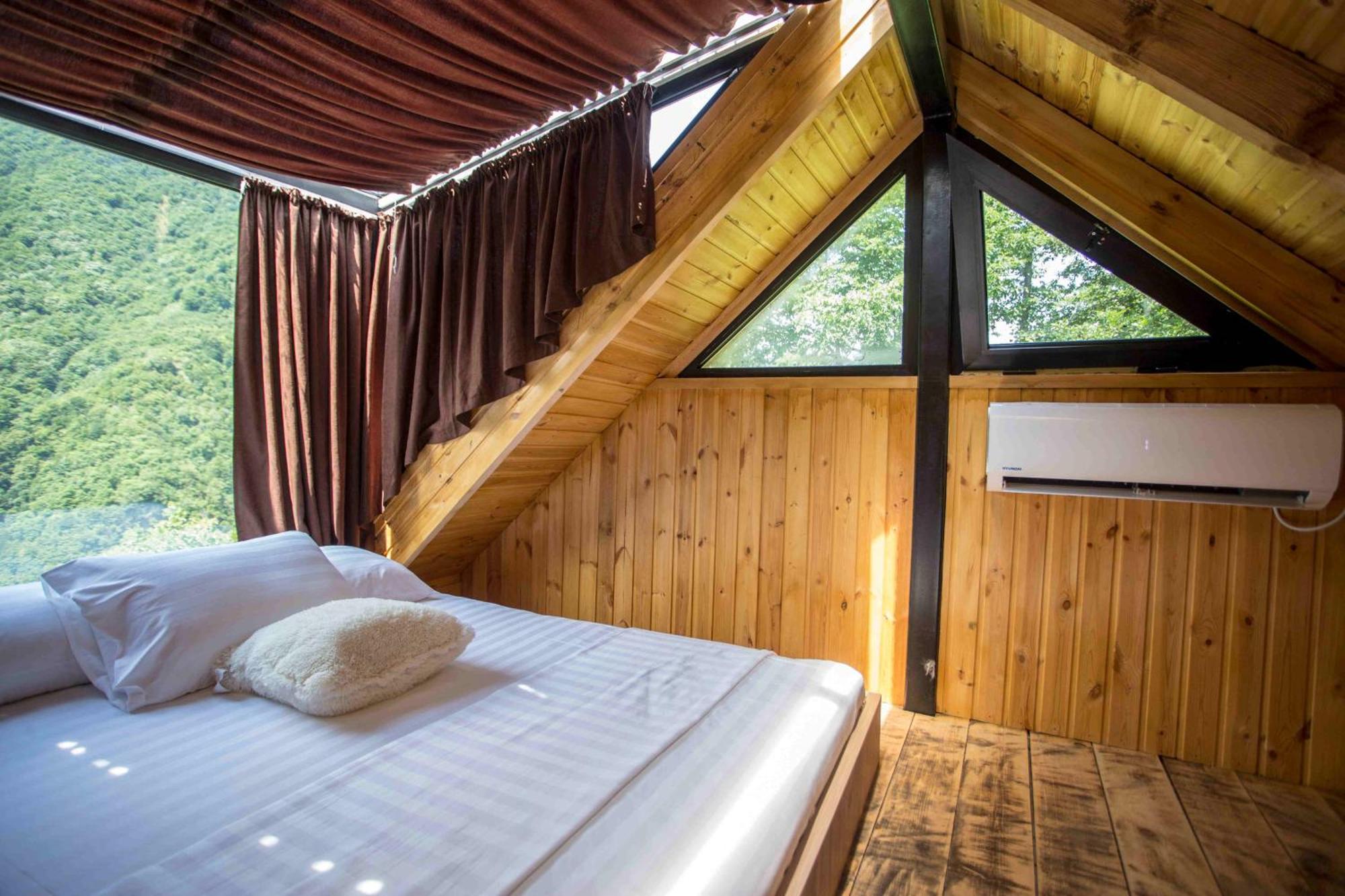 Hotel Woodpecker Georgia Batumi Zewnętrze zdjęcie